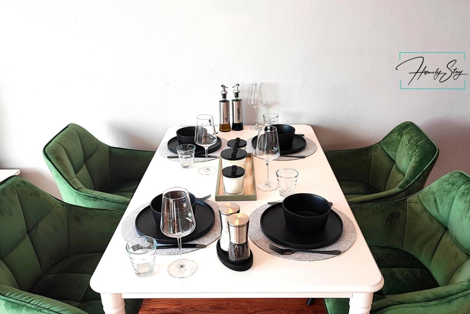 Homely Stay Serenity Greens - Stylisch Studio-Apartment With Kitchen - 10 Min To Central Station, Pet Friendly ميونيخ المظهر الخارجي الصورة