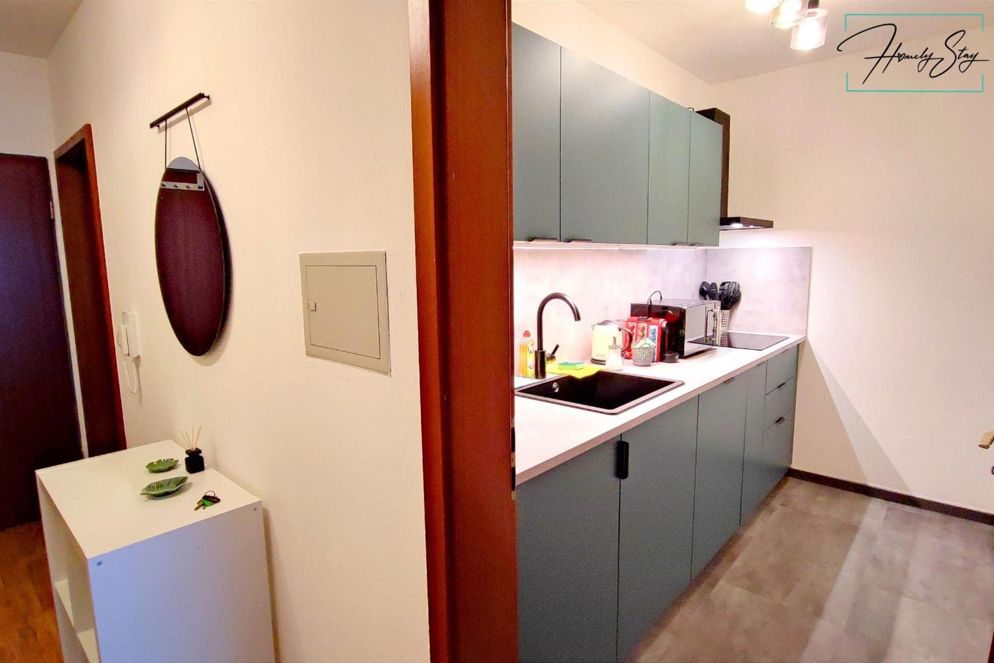 Homely Stay Serenity Greens - Stylisch Studio-Apartment With Kitchen - 10 Min To Central Station, Pet Friendly ميونيخ المظهر الخارجي الصورة